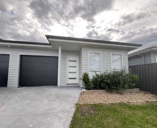 36A Lancing Avenue, Sussex Inlet, NSW 2540