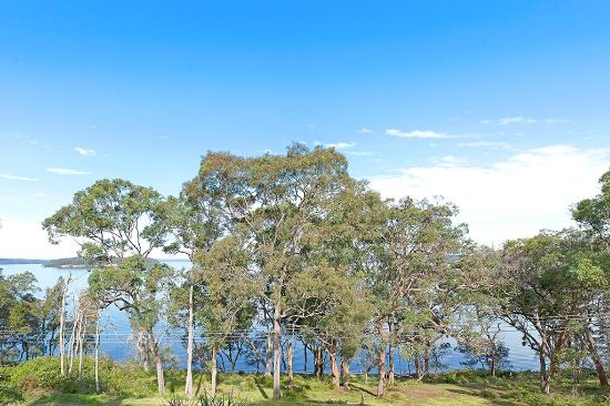 37 Beach Road, Wangi Wangi, NSW 2267