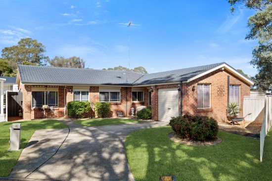 37 Davy Place, St Helens Park, NSW 2560