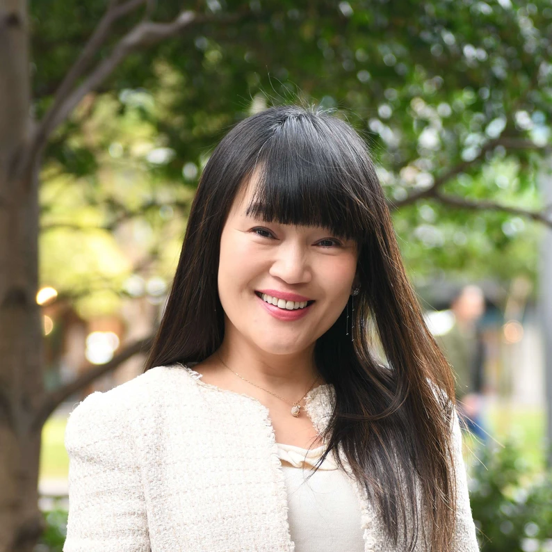 Kitty Lu - Real Estate Agent