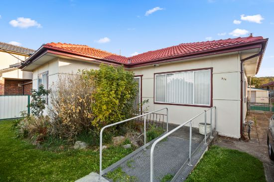 376 Shellharbour Road, Barrack Heights, NSW 2528