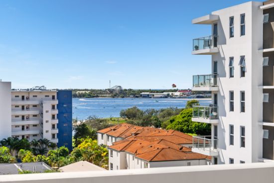 38/171 Scarborough Street, Southport, Qld 4215