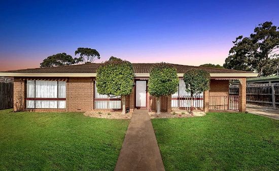 38 Chelmsford Way, Melton West, Vic 3337