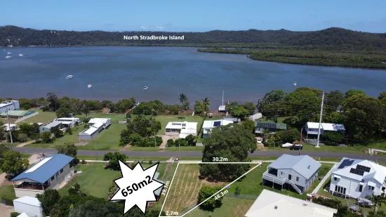 39 Canaipa Point Dr, Russell Island, QLD, 4184