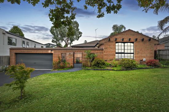 39 Whalley Drive, Wheelers Hill, Vic 3150