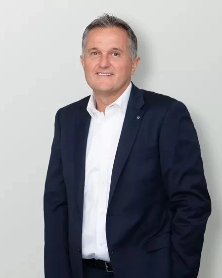 David Pearce - Real Estate Agent