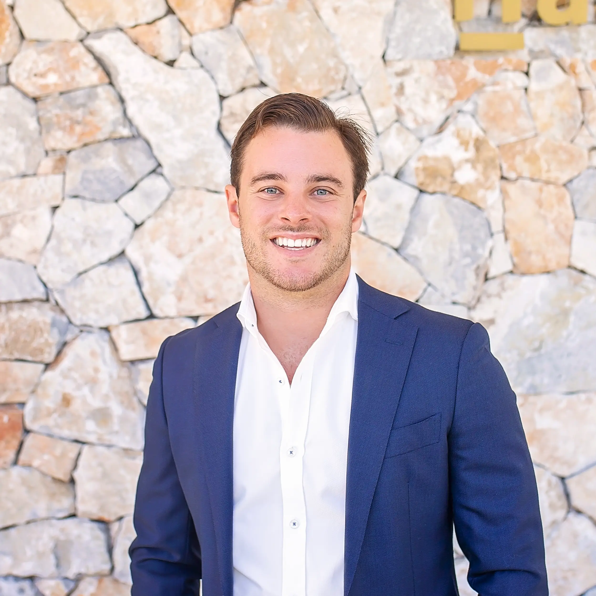 Oliver Foran Real Estate Agent