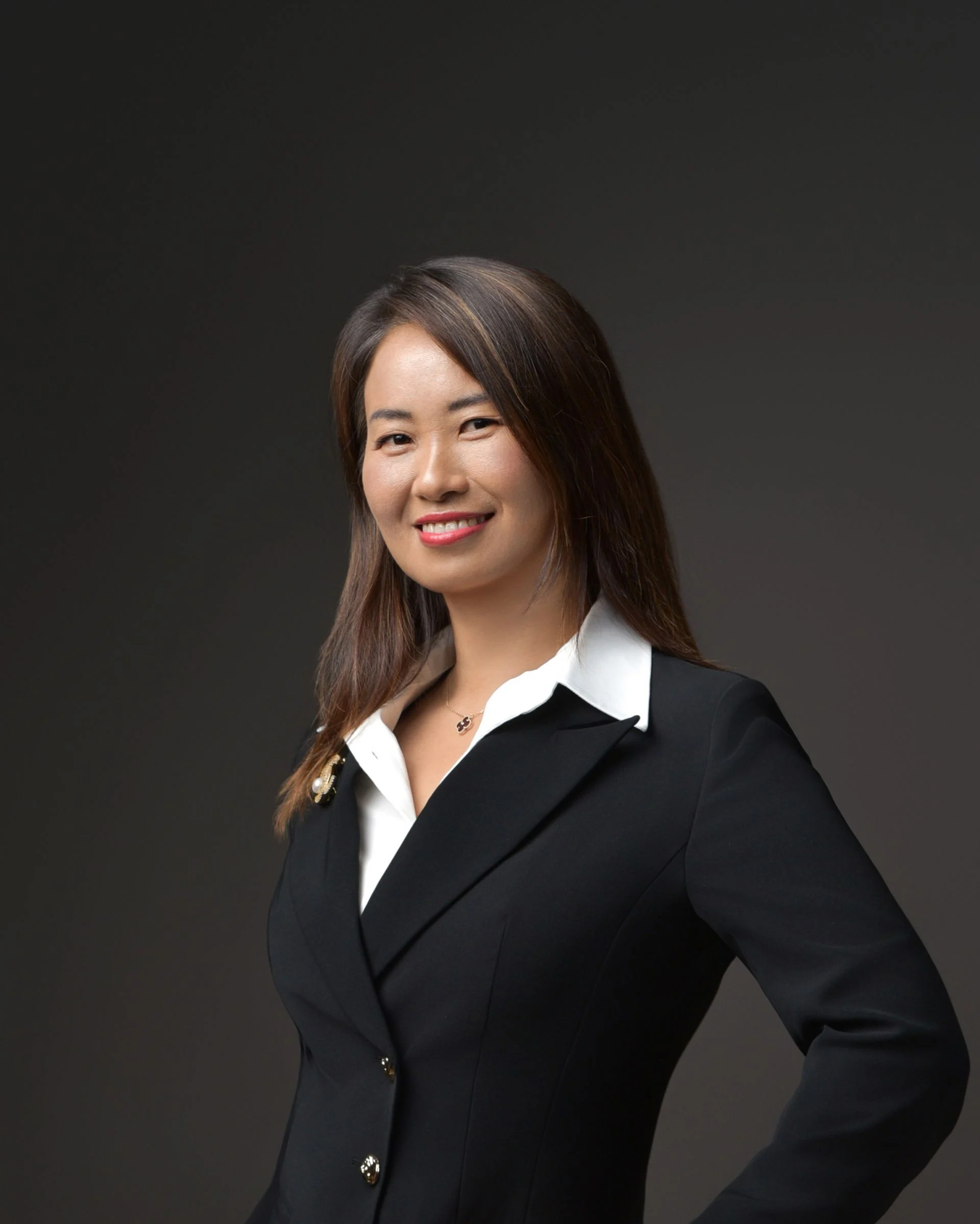 Annie Gao - Real Estate Agent