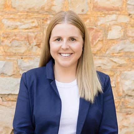 Jessica Azzopardi - Real Estate Agent