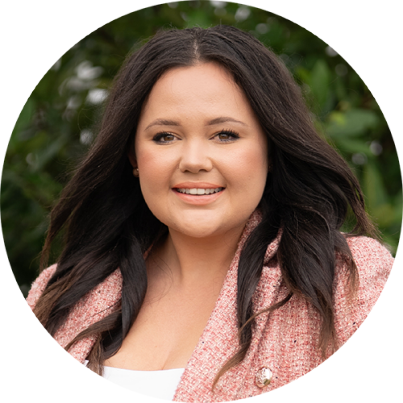 Bernadette Clayton - Real Estate Agent