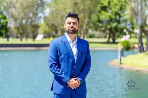 Harp Dhaliwal - Real Estate Agent at Forever Realestate