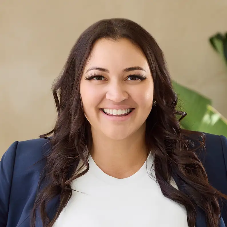 Angela  Duncan - Real Estate Agent