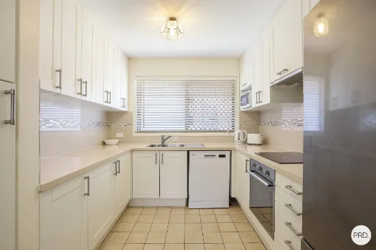 4/209 Scarborough St, Southport, QLD, 4215