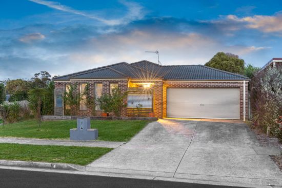 4 Brookside Drive, Mount Clear, Vic 3350