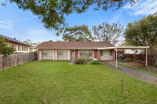 4 Cobb Place, Ambarvale, NSW 2560