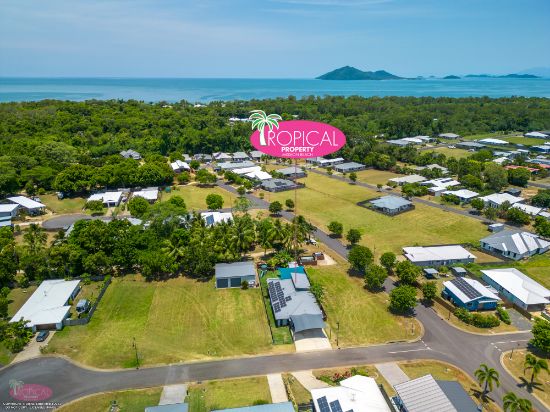 4 Coral Cl, Mission Beach, Qld 4852