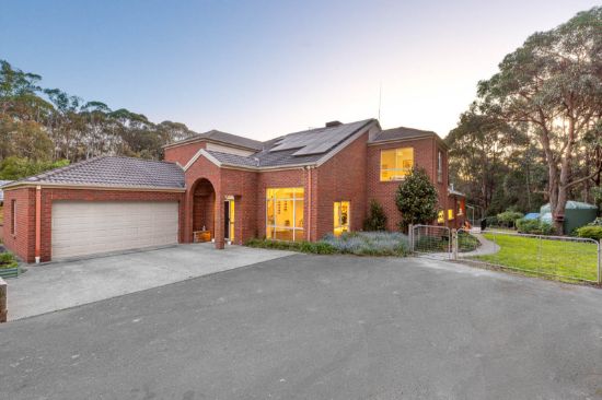 4 Currawong Court, Mount Helen, Vic 3350