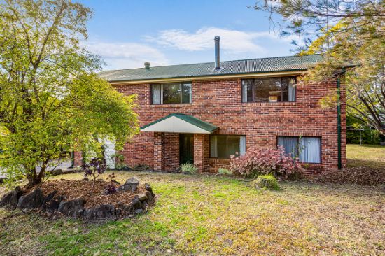 4 Dianne Place, Hawkesbury Heights, NSW 2777