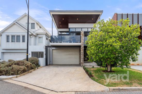 4 Enderby Close, North Coogee, WA 6163
