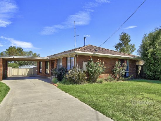 4 Gibbs Place, Bairnsdale, Vic 3875