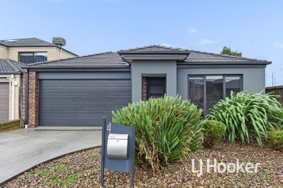 4 Green Gully Road, Clyde, Vic 3978