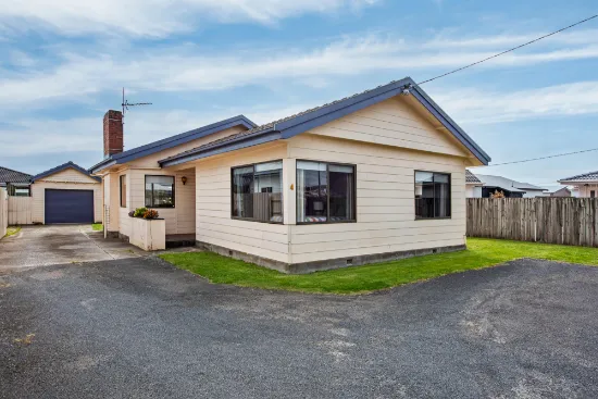 4 Hobbs Parade, West Ulverstone, TAS, 7315