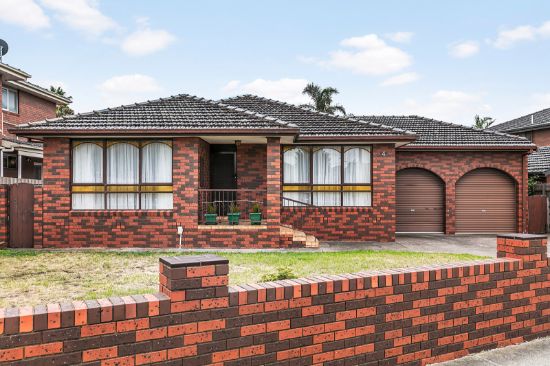 4 Monte Carlo Drive, Avondale Heights, Vic 3034
