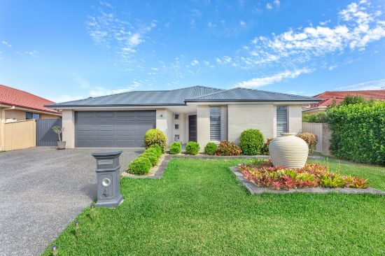 4 Nakara Court, Forster, NSW 2428