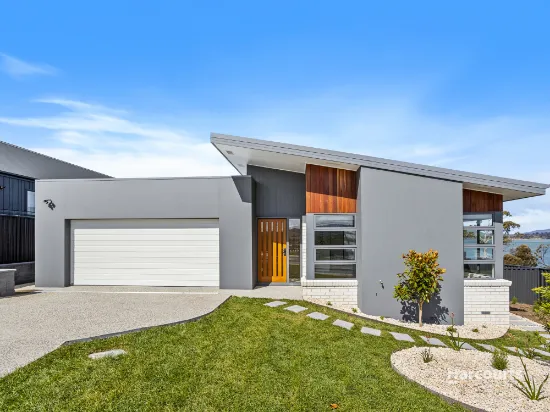 4 Oakmont Road, Midway Point, TAS, 7171