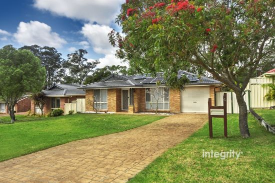4 Olympic Drive, West Nowra, NSW 2541