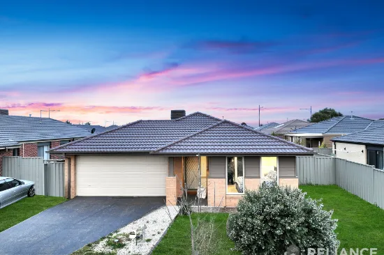 4 Raspberry Way, Kurunjang, VIC, 3337