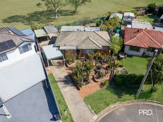 4 Sandra Place, South Penrith, NSW 2750