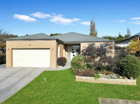 4 Teriki Place, Garfield, VIC, 3814