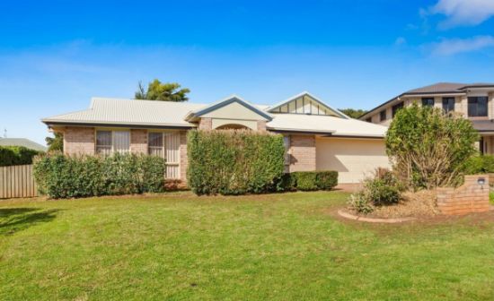 4 Vanham Close, Middle Ridge, Qld 4350