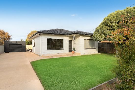 40 Maple Crescent, Bell Park, Vic 3215