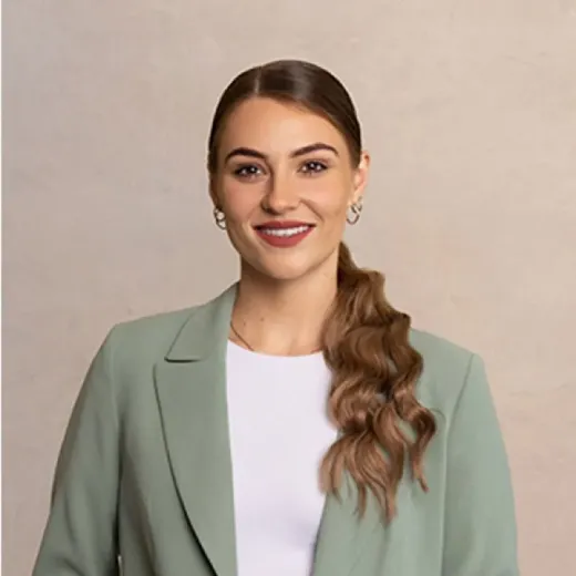 Laura Raneri - Real Estate Agent at Aria Realty Co