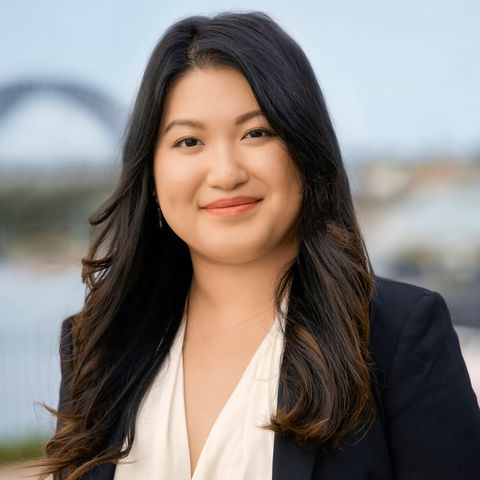 Fiona Zhu - Real Estate Agent