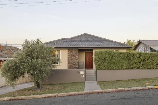 42 Agnes Avenue, Crestwood, NSW, 2620