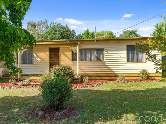 42 Forest St, Woodend, Vic 3442
