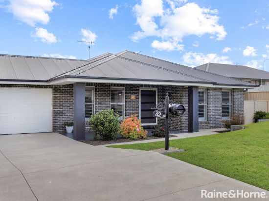 42 Newlands Crescent, Kelso, NSW 2795