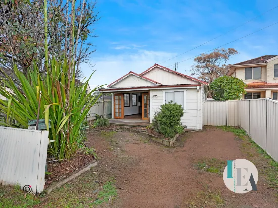 42 Peterborough Avenue, Lake Illawarra, NSW, 2528