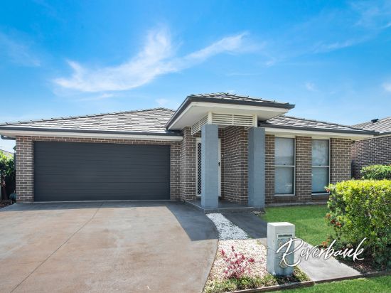 43 Greenwood Parkway, Jordan Springs, NSW 2747