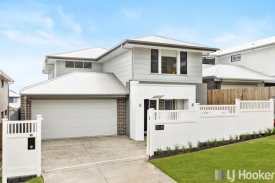 43 Mountain Ash Way, Redland Bay, QLD, 4165