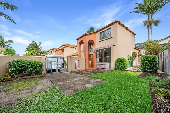 44/20 Fairway Dr, Clear Island Waters, QLD, 4226
