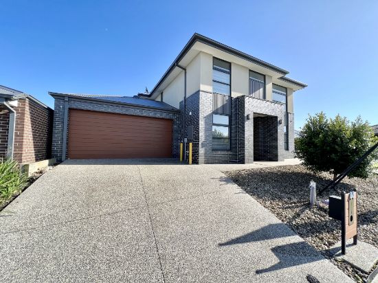 44 Kalbian Drive, Clyde North, Vic 3978