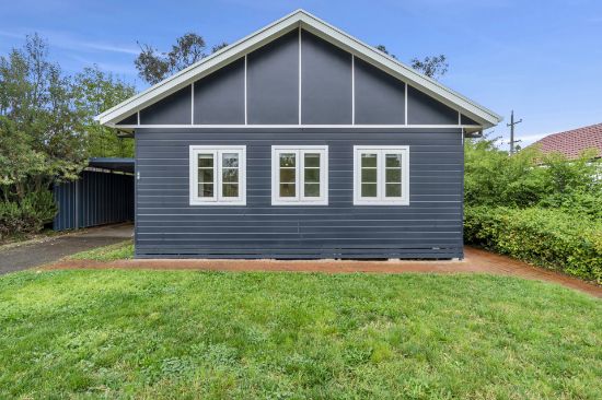 44 Nimbin Street, Narrabundah, ACT 2604