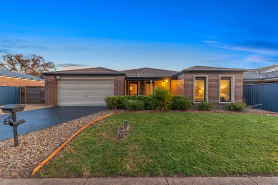 45 The Parkway, Pakenham, Vic 3810