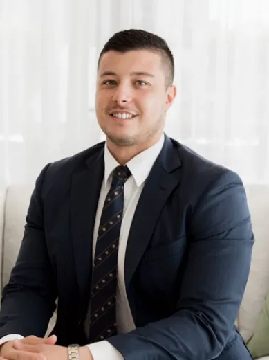 Franklin Calugay - Real Estate Agent at Ivy Realty. - GOLD COAST