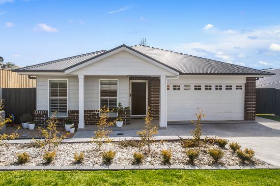 47 Young Road, Moss Vale, NSW 2577