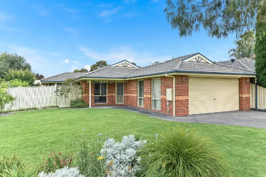 48 Don Collins Way, Berwick, VIC, 3806